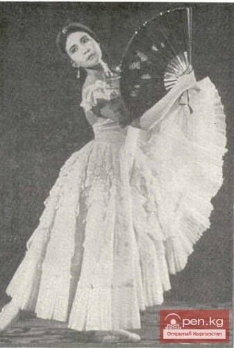 С. Джокобаева — Фанни («Большой вальс»).